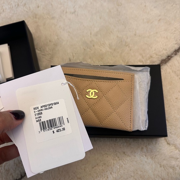 Chanel Classic Card Holder - Picture 3 of 5